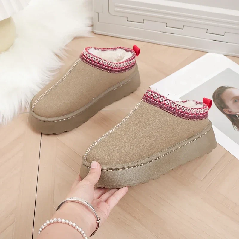 Luxe Vrouwen Wol Slippers met Platform voor Maximale Warmte