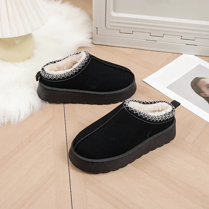 Luxe Vrouwen Wol Slippers met Platform voor Maximale Warmte